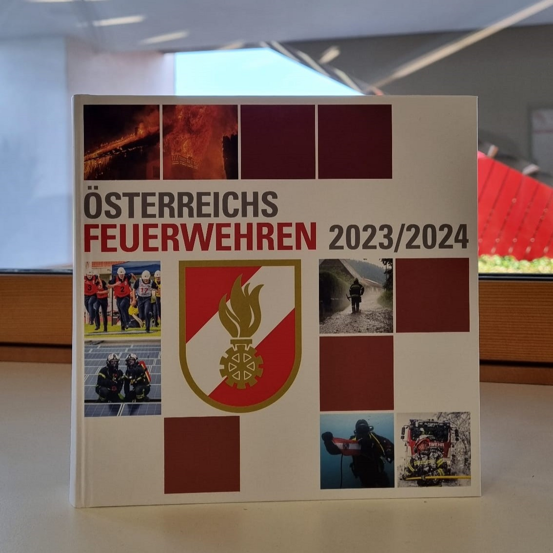 Jahrbuch "Österreichs Feuerwehren 2023/2024